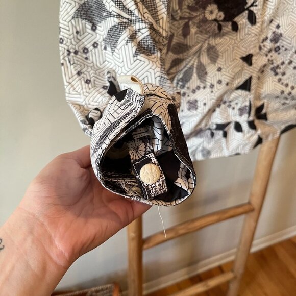 ROXY Snowboarding Skiing Snow Jacket - Picture 10 of 13